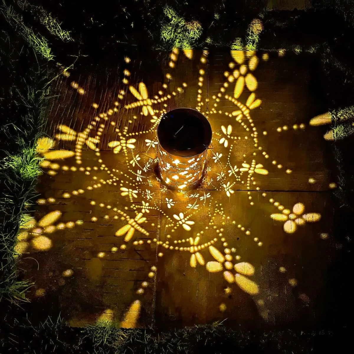 Dragonfly Twilight Lantern - Image 3