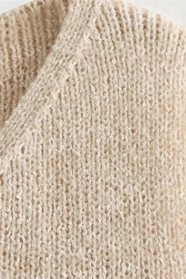 Vera Knitted Vest - Image 4